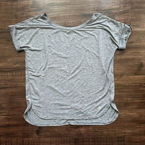 GapFit Womens workout short sleeved tshirt